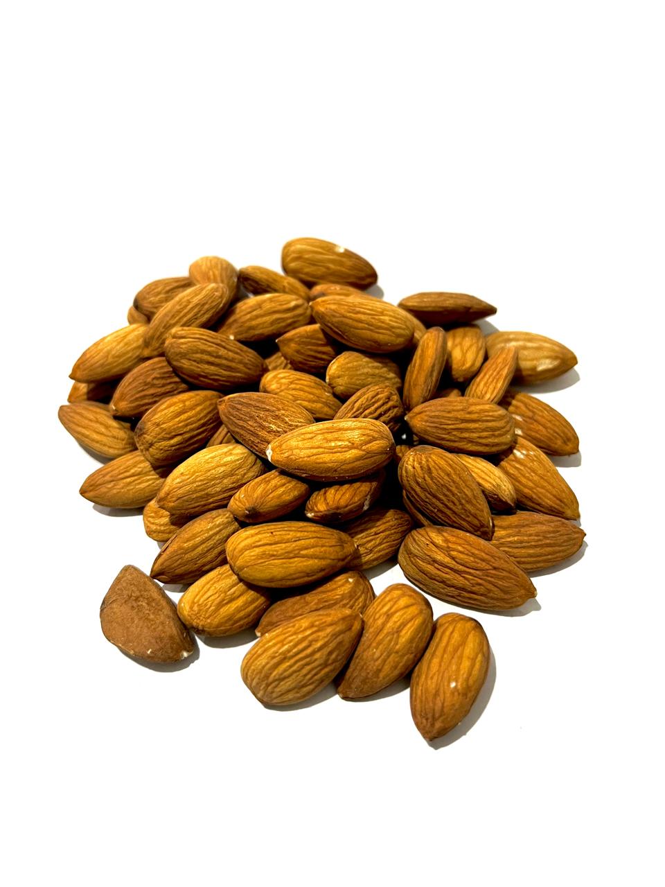 imagem do produto AMENDOA SEM CASCA CRUA